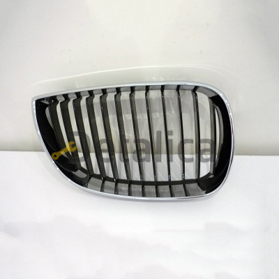 Решетка радиатора правая для BMW E87 чёрный-хром от 2003-2006