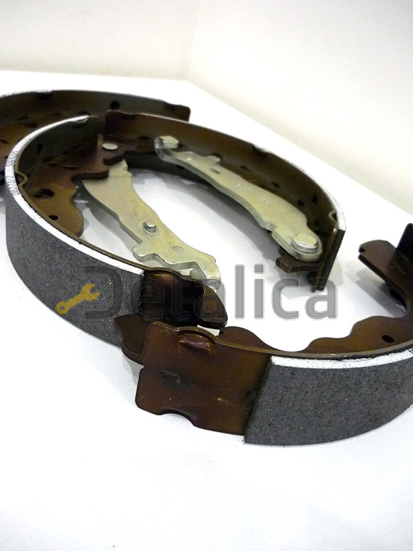 Колодки задние для Ниссан Террано D10 полный привод