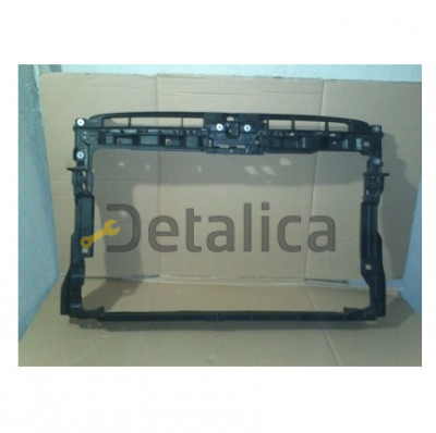 Панель передняя пластик на Фольксваген Гольф 7 от 2012 (Тайвань) 140 л.с