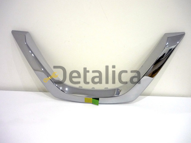 Молдинг решетки радиатора для Ниссан Кашкай J11E оригинал