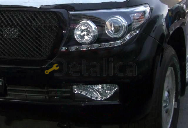 Фары тюнинг-комплект светящиеся ободки EAGLE EYES внутри черные для Тойота Лэнд Крузер 200