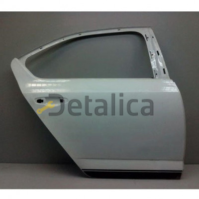 Дверь задняя правая для Шкода Октавия А7 оригинал новая