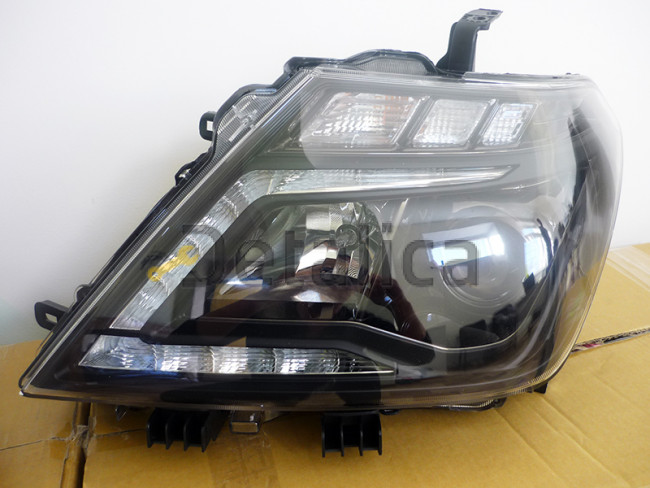 Фары тюнинг комплект Devil Eyes для Ниссан Патрол Y62