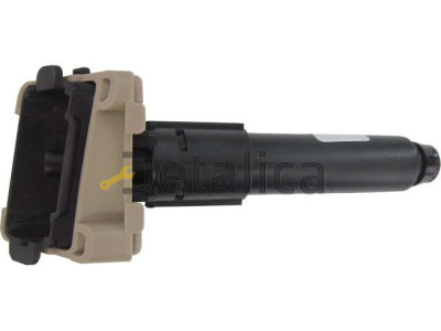 Mazda Cx5 форсунка омывателя фары прав (Китай)