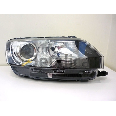 Фара правая для Шкода Рапид ксенон оригинал