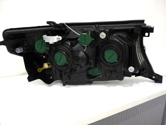 Фара левая под корректор для Тойота Лэнд Крузер 200