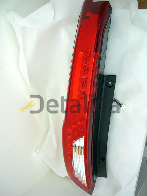 Фонарь задний левый для Ниссан Х-Трейл Т31 оригинал