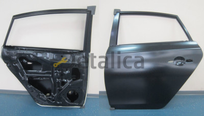 Nissan Sentra дверь задн лев (Китай)