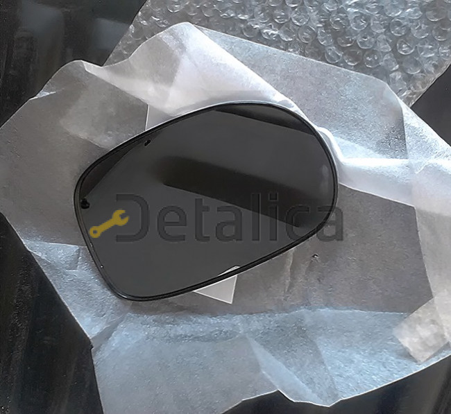 Зеркальный элемент правый Ниссан Альмера Классик