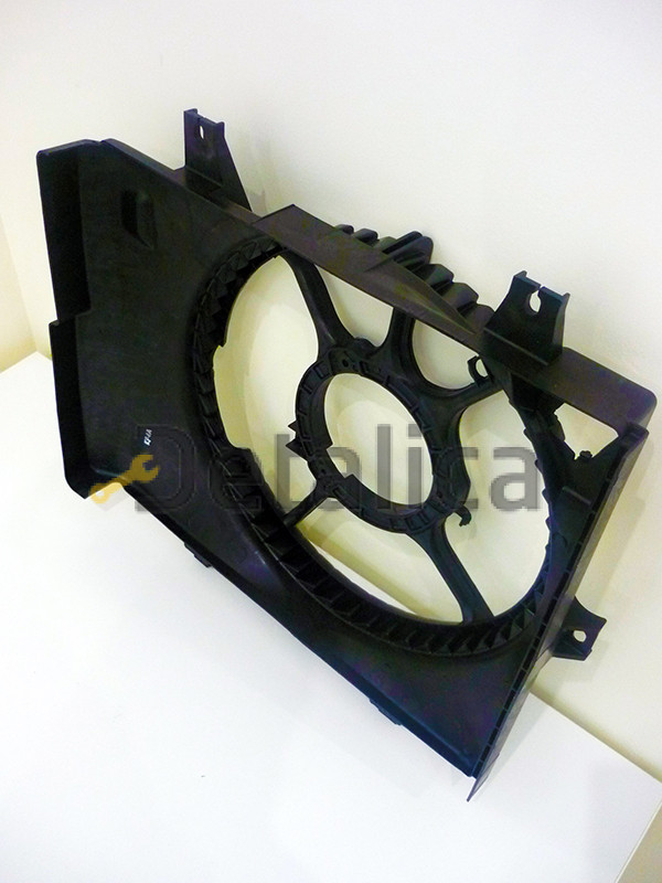 Корпус диффузора радиатора охлаждения для Киа Пиканто рестайлинг (Оригинал)