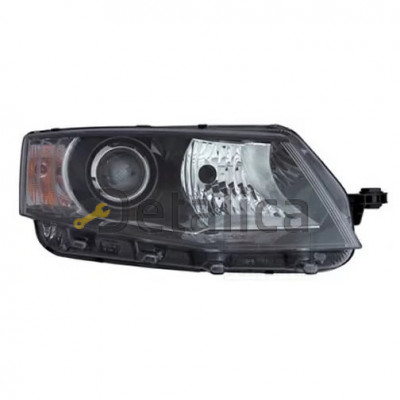 Фара правая для Шкода Октавия А7 (ксенон) оригинал