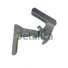 Петля задней правой двери нижняя Skoda Oktavia A7