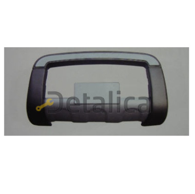 Накладка на передний бампер тюнинг хром-серый для Хендай Санта Фе от 2001 (Тайвань)