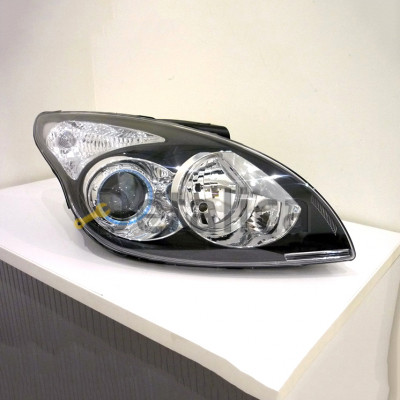 Фара правая под корректор внутри черная для Хендай I30 от 2007 (Depo)