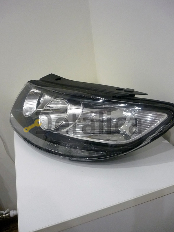 Фара левая внутри черная для Хендай Санта Фе 2 от 2006 (Depo)