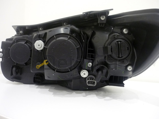 Фара левая внутри черная для Хендай Санта Фе 2 от 2006 (Depo)