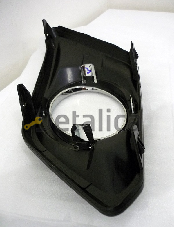 Рамка (заглушка) фары противотуманной левой для Ниссан Х-Трейл Т32 оригинал