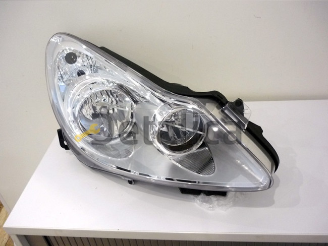 Фара правая под корректор внутри хром для Опель Корса D