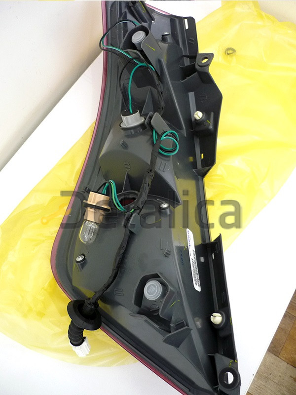 Фонарь задний правый для Ниссан Мурано Z50 USA