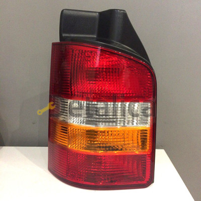 Фонарь левый Фольксваген Транспортер Т5 сзади две двери