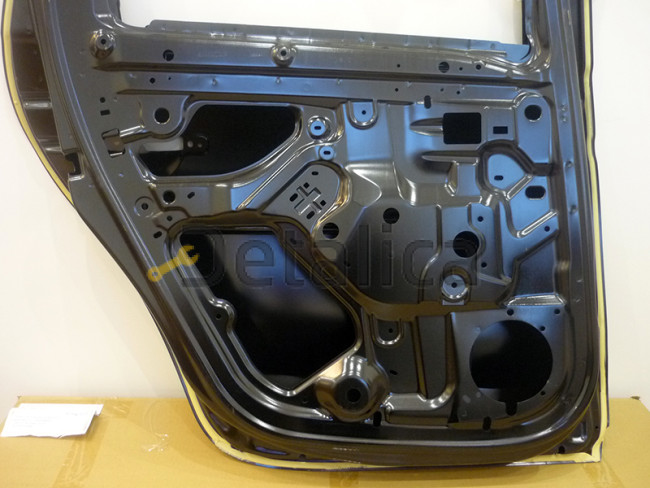 Дверь задняя левая для Ниссан Террано D10 оригинал