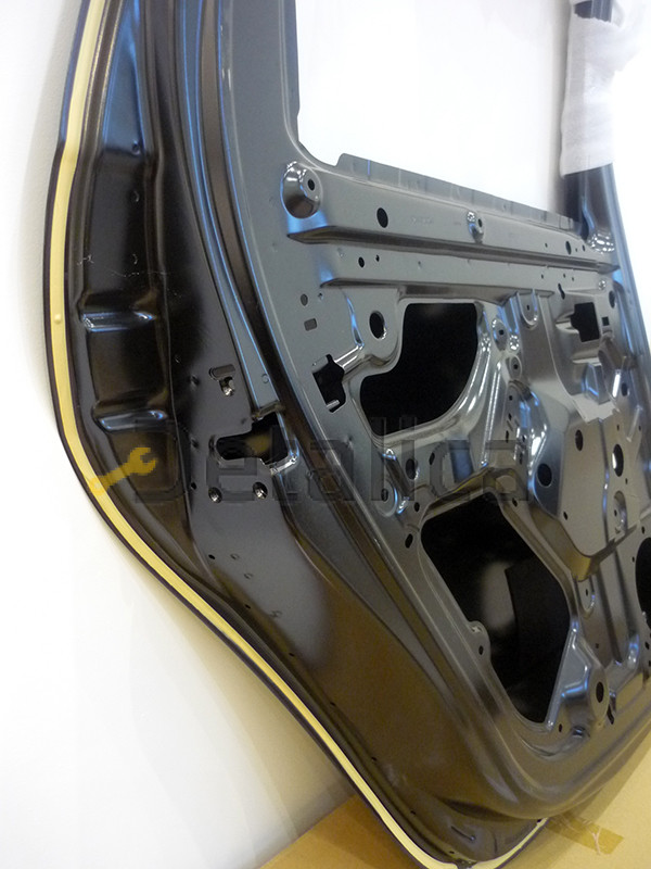 Дверь задняя левая для Ниссан Террано D10 оригинал