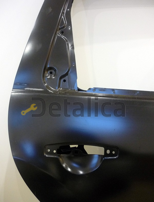 Дверь задняя правая для Ниссан Террано D10 оригинал