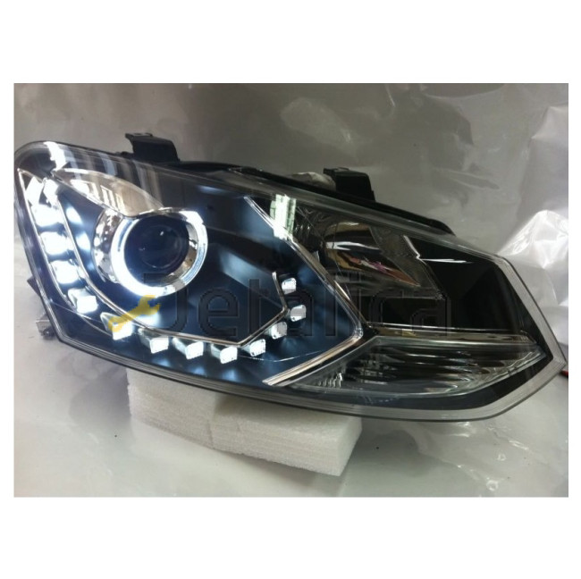 Фара левая+правая комплект тюнинг линзованная с CCFL  светящимся ободком с регутором мотора внутри черная для Фольксваген Поло 5 от 2010 (Eagle Eyes)