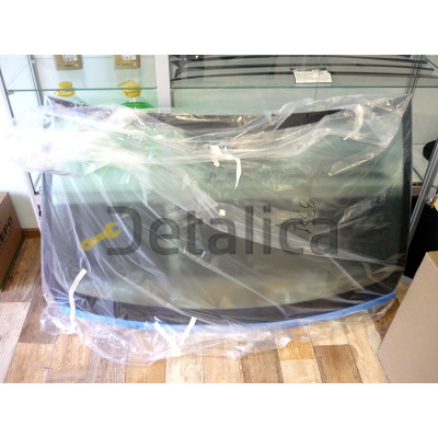 Лобовое стекло для Ниссан Террано D10 оригинал