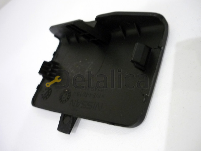 Заглушка буксировочного крюка переднего бампера Ниссан Альмера г15