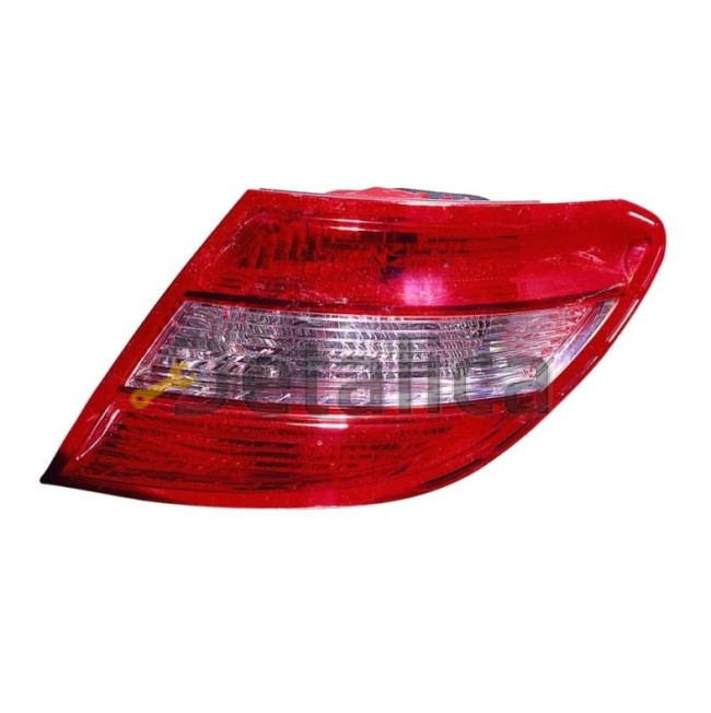 Фонарь задний внешний правый для Мерседес W204 от 2007