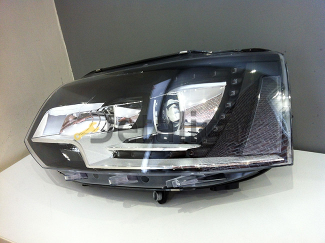 Фара левая с регулятором мотора диод Drl (ход. огни) для Фольксваген Транспортер Т5 от 2010 (Depo) ксенон DS3