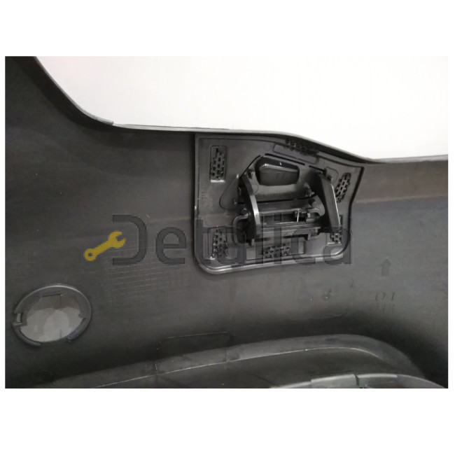 Бампер передний правый с отв под омыватель фар для Ауди А1 от 2010 ( Тайвань )