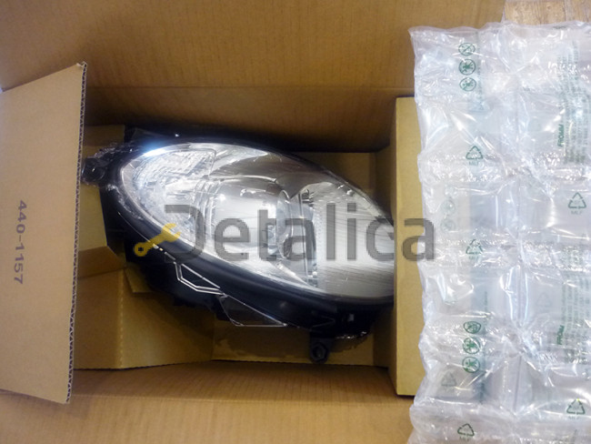 Фара левая для Мерседес W251 R-Class