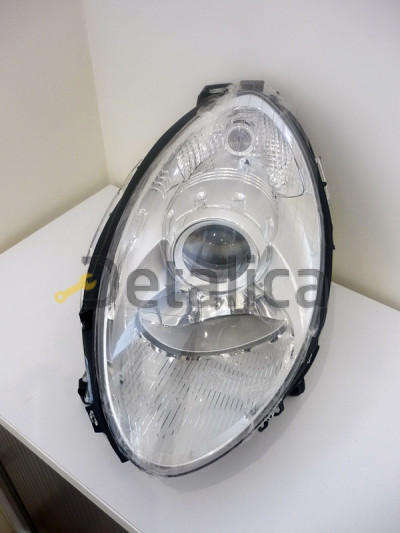 Фара левая для Мерседес W251 R-Class