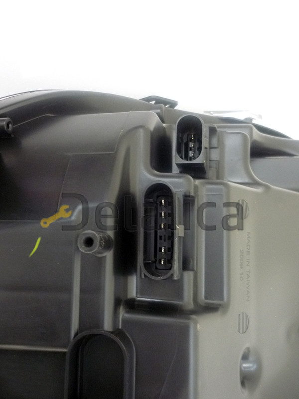 Фара правая для Мерседес W251 R-Class