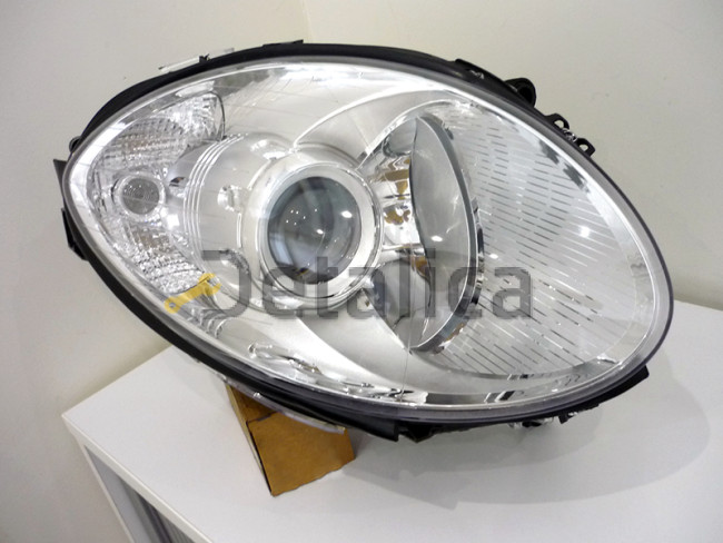 Фара правая для Мерседес W251 R-Class