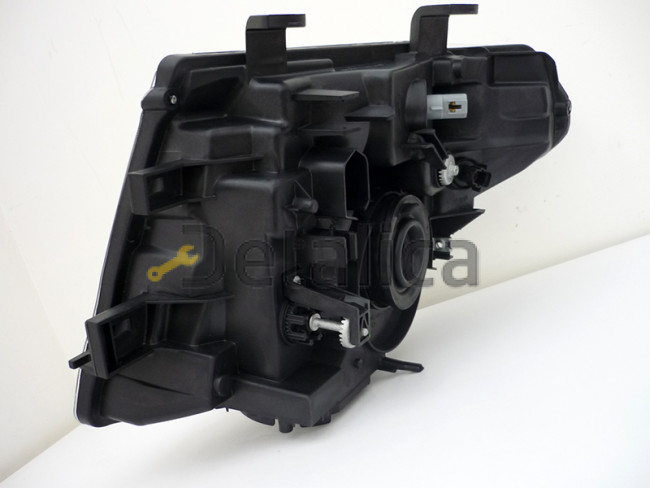 Фара правая для Ниссан Патфайндер R51 Европеец