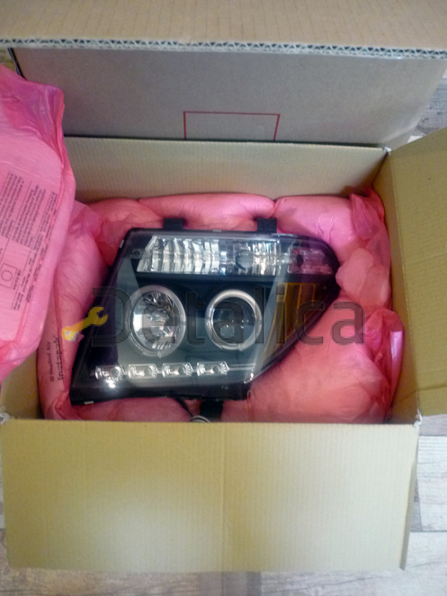 Фары комплект для Ниссан Патфайндер R51 тюнинг Devil Eyes