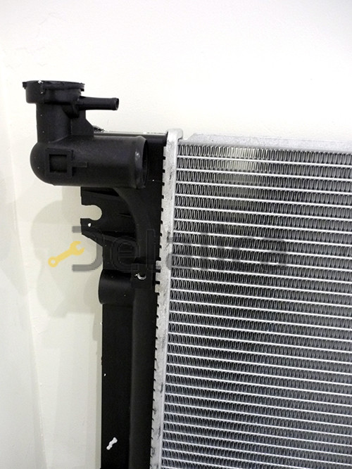 Радиатор охлаждения Митсубиси L200 NRF Германия