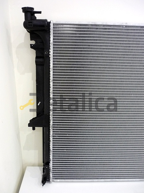Радиатор охлаждения Митсубиси L200 NRF Германия