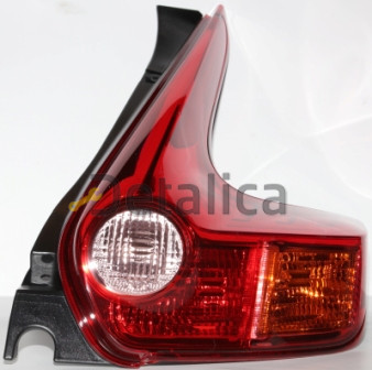 Фонарь задний для Nissan Juke внешн прав (оригинал)