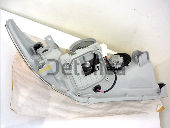 Фара левая ксенон для Тойота Камри 40 2006-2008 (оригинал) 