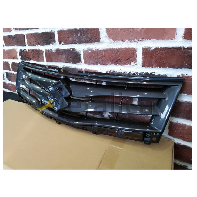 Решётка радиатора для Сузуки Гранд Витара 2012- Решётка радиатора для Сузуки Гранд Витара 2012-