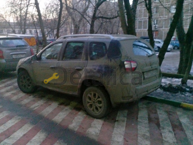 Фонарь задний левый для Ниссан Террано D10 оригинал Фонарь задний левый для Ниссан Террано D10 оригинал