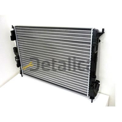 Радиатор охлаждения для Nissan Almera G15 new с кондицонером
