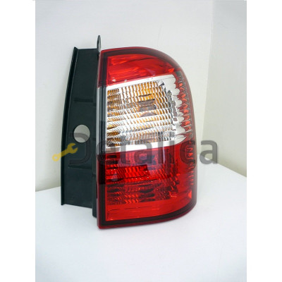 Фонарь задний правый для Ниссан Террано D10 оригинал
