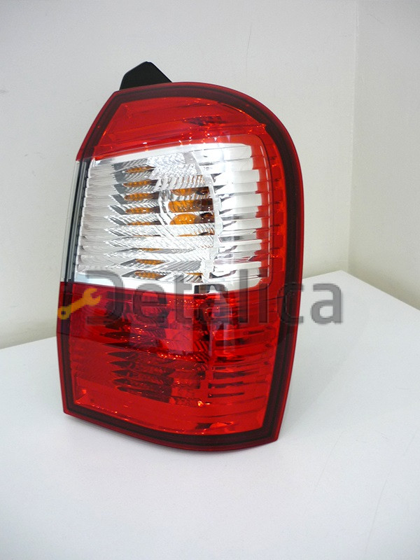 Фонарь задний правый для Ниссан Террано D10 оригинал