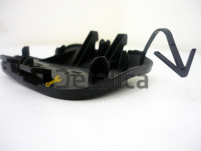 Заглушка в передний бампер для Ниссан Жук от 2015 года рестайлинг