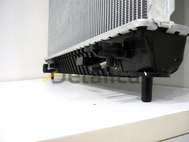 Радиатор охлаждения для Инфинити QX56 Nissens Дания